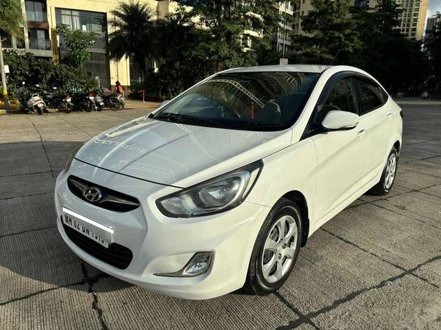 https://images10.gaadi.com/usedcar_image/4117134/original/processed_79597c560c260b46cbf4fa523ad04958.jpg?imwidth=6402