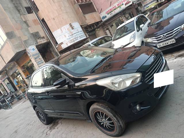 https://images10.gaadi.com/usedcar_image/4117230/original/processed_66dc2db787364c3bb9b08a569ceb942f.jpg?imwidth=6400