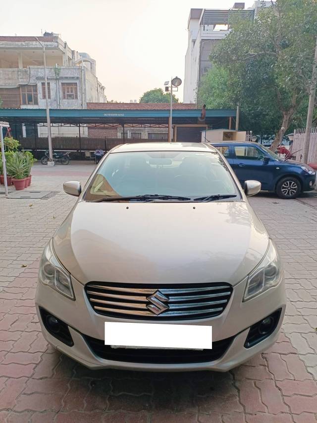 https://images10.gaadi.com/usedcar_image/4117239/original/processed_60cb58467df475ff946d45ea38e856a9.jpg?imwidth=6402