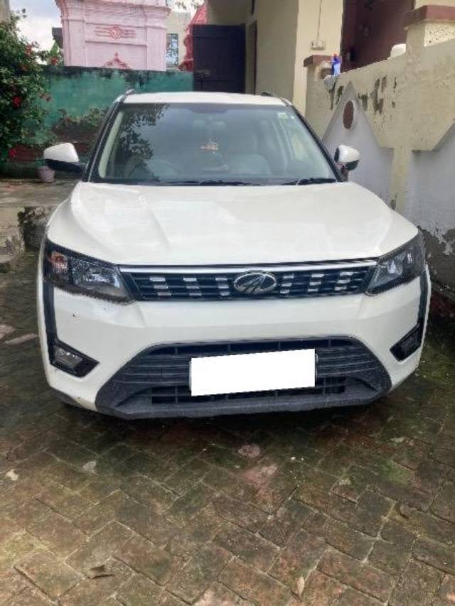 https://images10.gaadi.com/usedcar_image/4117639/original/processed_023c766c-3e8d-4164-89fa-fe85d3c77c32.jpeg?imwidth=6400