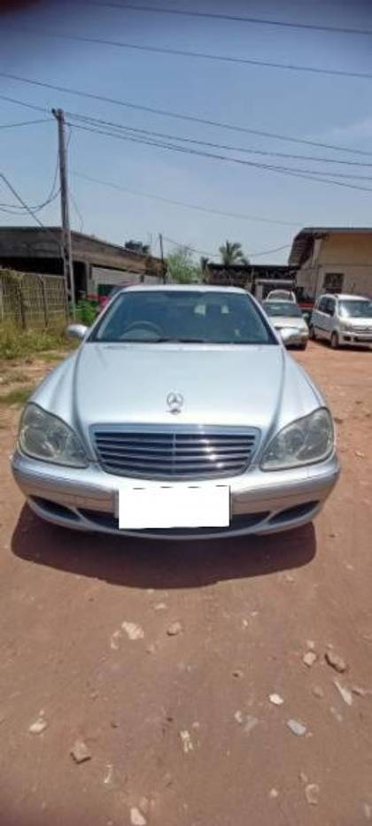 Mercedes-Benz S-Class 320 L