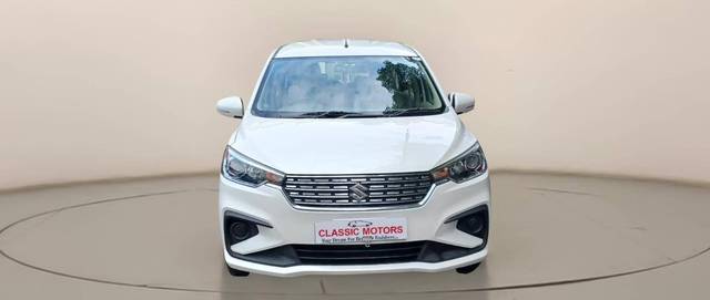 https://images10.gaadi.com/usedcar_image/4117984/original/processed_95b3bf92df7b9a935217673e93635576.jpg?imwidth=6400