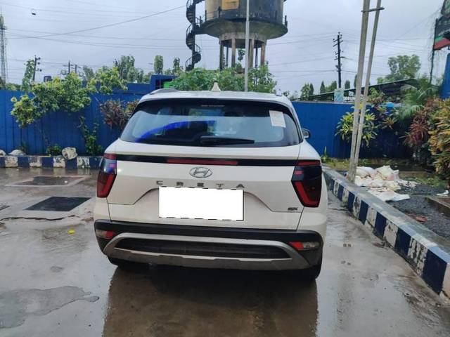 https://images10.gaadi.com/usedcar_image/4118004/original/processed_c60735d9-23ec-4759-851a-f91b5babb0bf.jpeg?imwidth=6401