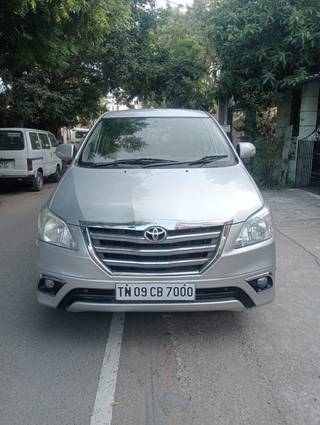 Toyota Innova Toyota Innova 2.5 VX (Diesel) 7 Seater BS IV