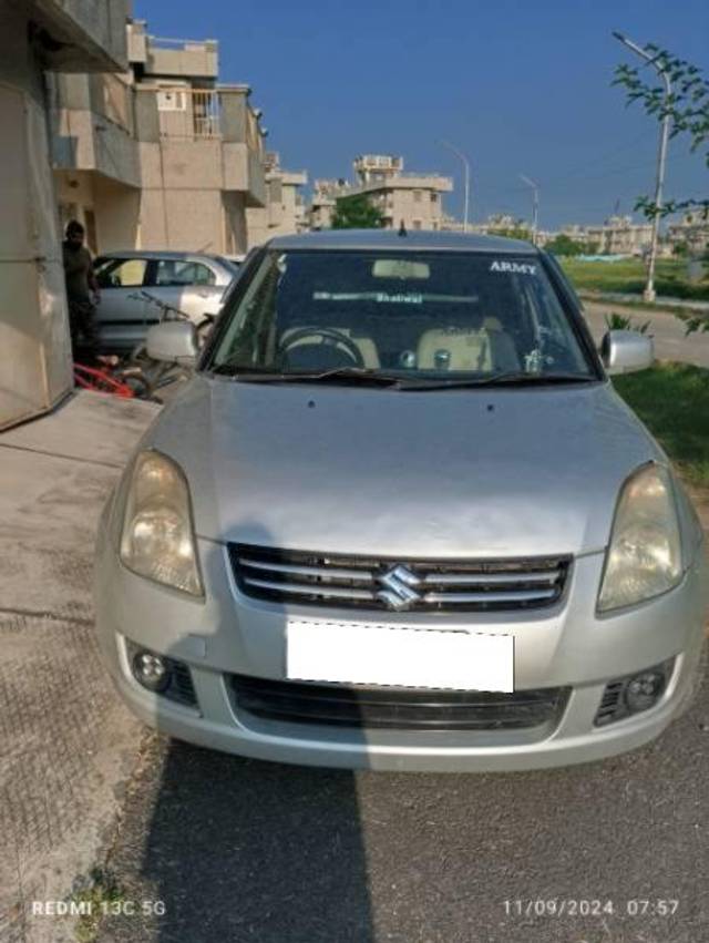 https://images10.gaadi.com/usedcar_image/4118046/original/processed_d44d1807-ce6e-4c45-afb1-41488ddc4a77.jpg?imwidth=6400