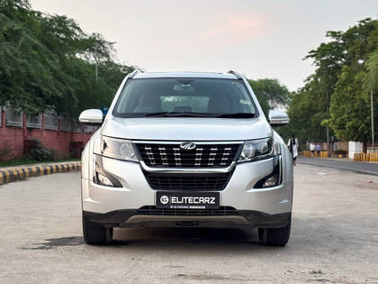 Mahindra XUV500 W11 AT BSIV