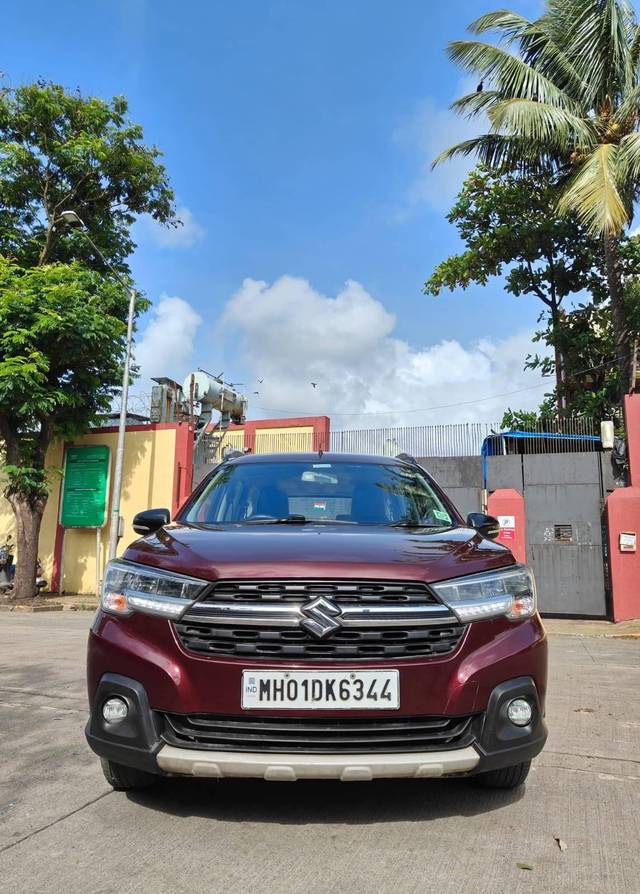 https://images10.gaadi.com/usedcar_image/4118345/original/processed_49dd795c62333595a4764baf613e7b5c.jpg?imwidth=6400