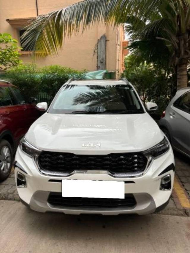 https://images10.gaadi.com/usedcar_image/4118457/original/processed_cf4bd354-95c8-4463-a634-8ea5a0be547e.jpg?imwidth=6400