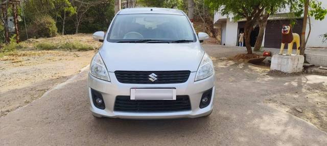 https://images10.gaadi.com/usedcar_image/4118719/original/processed_90544da8-c1f6-48f9-898e-ebe508fce1ff.jpg?imwidth=6402