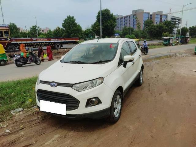 https://images10.gaadi.com/usedcar_image/4118841/original/processed_6fd3e51e-b6aa-420b-8a0a-019f62d78a6a.jpeg?imwidth=6400