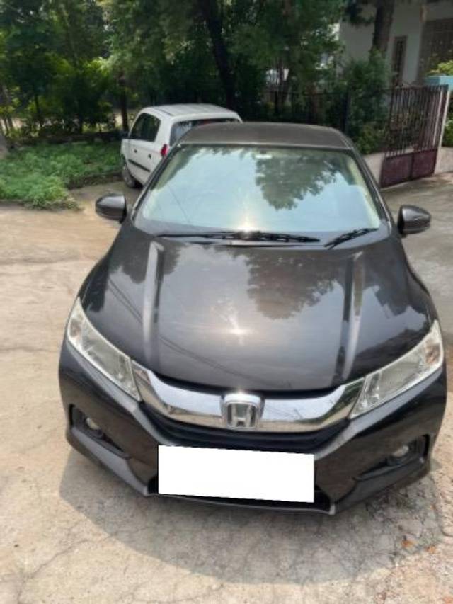 https://images10.gaadi.com/usedcar_image/4118987/original/processed_9c0dbfd4-27ab-4fd0-a2db-be66abec5e8e.jpg?imwidth=6400