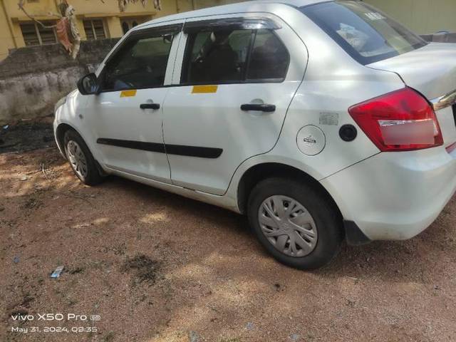 https://images10.gaadi.com/usedcar_image/4119073/original/processed_86a2ec64-d939-469f-89d3-3a354440973d.jpg?imwidth=6400