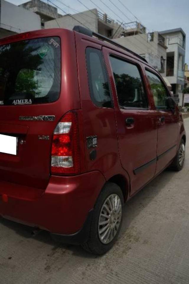 https://images10.gaadi.com/usedcar_image/4119225/original/processed_42cebdd1-7035-42d6-b191-9f8ada595b7b.JPG?imwidth=6401