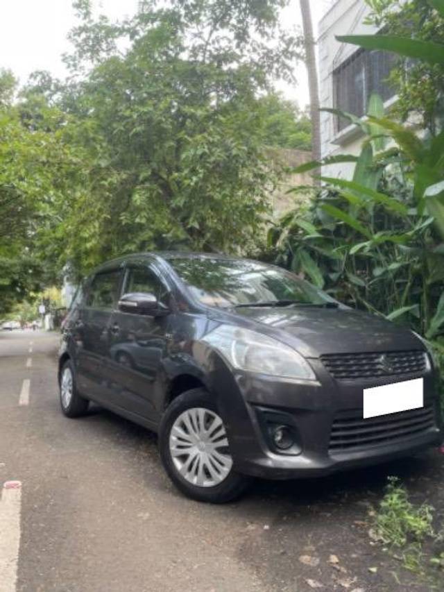 https://images10.gaadi.com/usedcar_image/4119246/original/processed_44b30342-b3d2-4d60-a451-7b0bdcc5381b.jpg?imwidth=6401