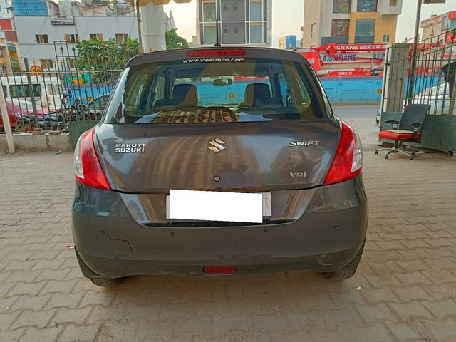 https://images10.gaadi.com/usedcar_image/4119461/original/processed_598697e4c3d6ab9c8c789867fea33ed6.jpg?imwidth=6402