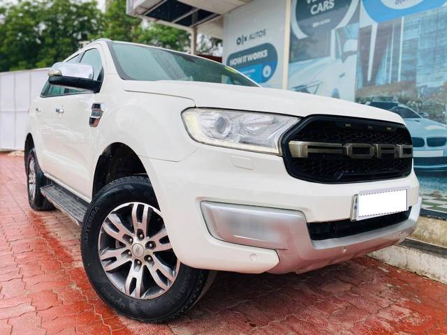 https://images10.gaadi.com/usedcar_image/4119521/original/processed_f0b70bcaabbae3a1124b15a0a9f5a3a6.jpeg?imwidth=6400