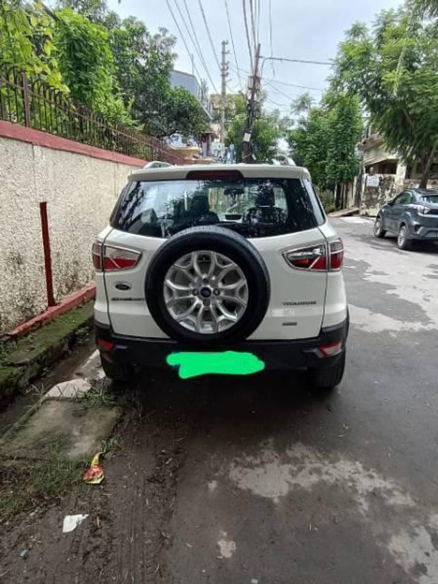 https://images10.gaadi.com/usedcar_image/4119619/original/processed_b4e9d5a2-a721-4fcb-9950-138dd46535dd.jpg?imwidth=6402