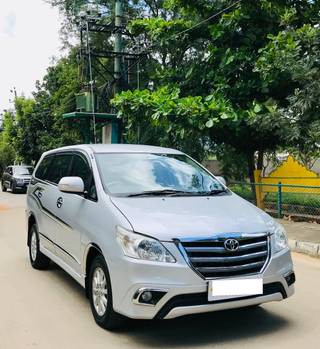 Toyota Innova Toyota Innova 2.5 VX (Diesel) 8 Seater