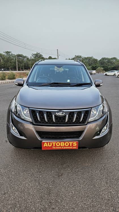 Mahindra XUV500 AT W10 1.99 mHawk