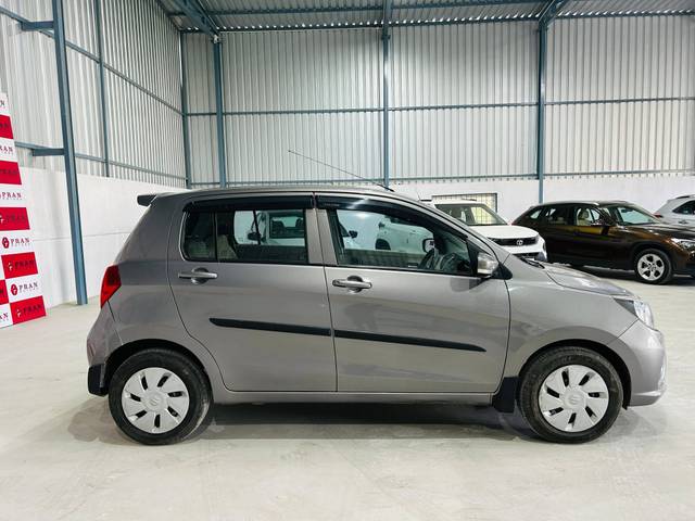 https://images10.gaadi.com/usedcar_image/4120274/original/processed_d0564908e10b05fbebc80b88336a7ac3.jpg?imwidth=6401