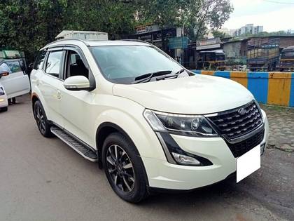 Mahindra XUV500 W11 BSIV