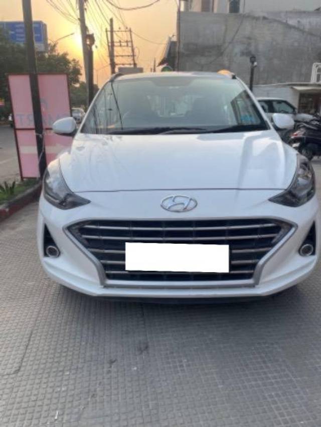 https://images10.gaadi.com/usedcar_image/4120350/original/processed_a34d9e8c-c02c-431d-a240-26c0816342ce.jpg?imwidth=6400