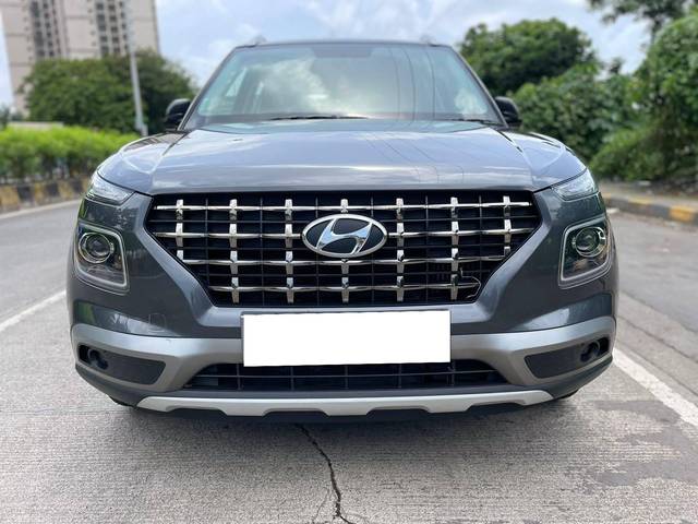 https://images10.gaadi.com/usedcar_image/4120467/original/processed_561cb11f90efcdaf2864233dcefc7671.jpg?imwidth=6400