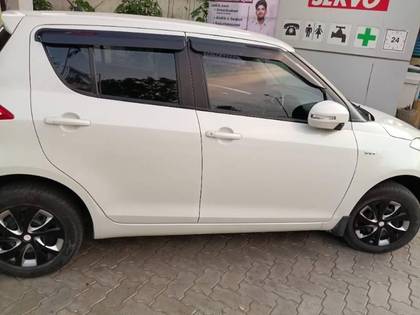 Maruti Swift VXI Optional