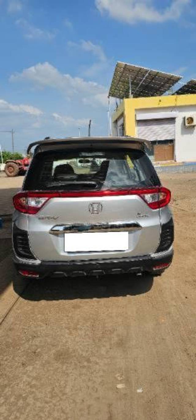 https://images10.gaadi.com/usedcar_image/4120761/original/processed_df2f2c64-5ac8-41d8-8453-8414d8da2ae2.jpg?imwidth=6401