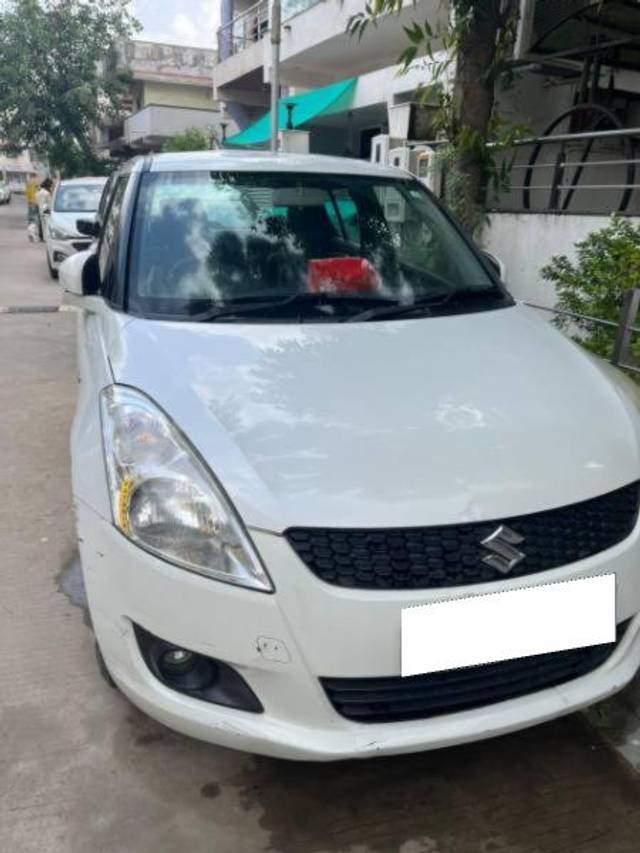 https://images10.gaadi.com/usedcar_image/4120815/original/processed_a1e12aeb-8b88-4d6d-9f8c-ae398e898cfe.jpg?imwidth=6400