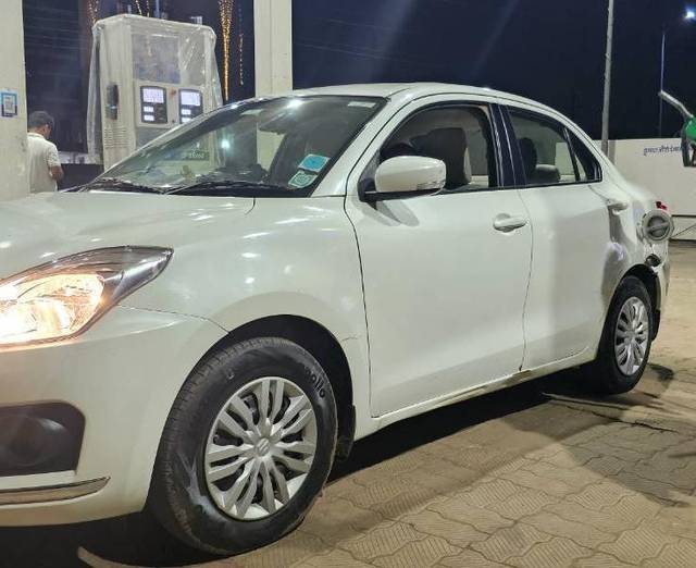 https://images10.gaadi.com/usedcar_image/4120901/original/processed_9bb7d905-3003-4056-957b-bad4422226c4.jpg?imwidth=6401