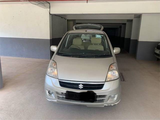 https://images10.gaadi.com/usedcar_image/4120954/original/processed_3c0eb55c-f5b7-4daa-95f1-98971b1da0d7.jpeg?imwidth=6400