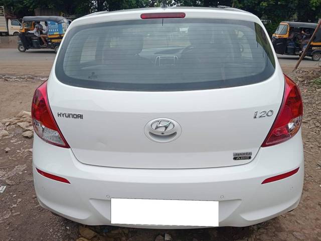 https://images10.gaadi.com/usedcar_image/4120957/original/processed_5e8cbccd221ace63397158db029a2449.jpg?imwidth=6402