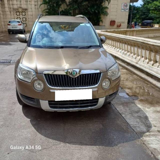 https://images10.gaadi.com/usedcar_image/4121067/original/processed_891f5b4c-0e46-4236-8b6d-094dffdf9c0b.jpg?imwidth=6402