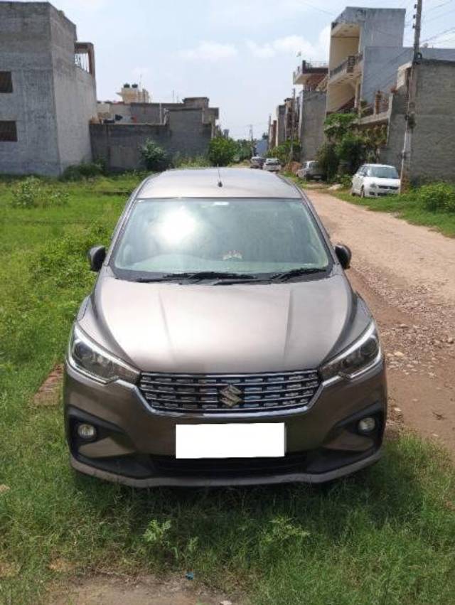 https://images10.gaadi.com/usedcar_image/4121209/original/processed_2891c5e9-6e76-4edd-8147-3996b1cbd58c.jpg?imwidth=6400