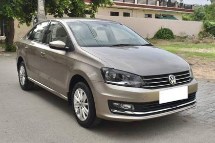 Volkswagen Vento 1.2 TSI Highline AT