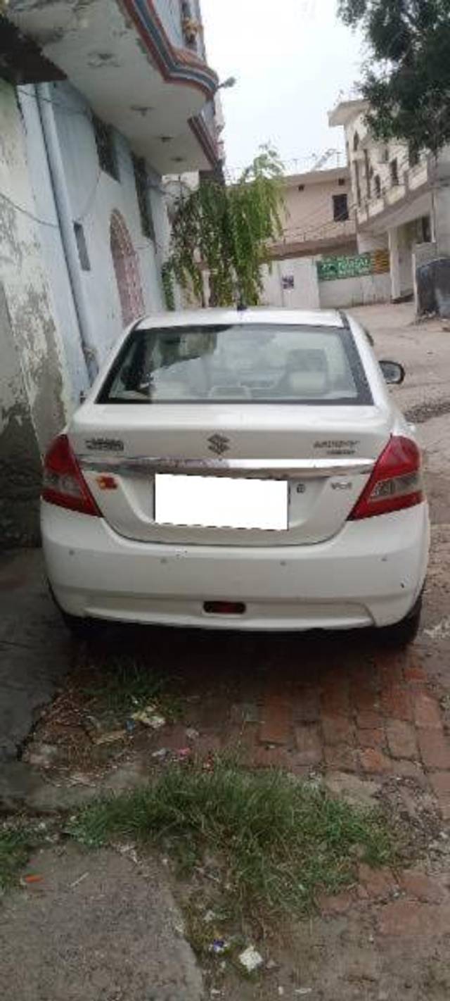 https://images10.gaadi.com/usedcar_image/4121408/original/processed_33338898-8737-4211-9f0a-ba76e0460df0.jpg?imwidth=6401