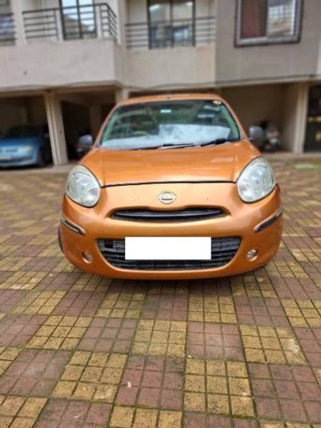 https://images10.gaadi.com/usedcar_image/4121464/original/processed_b63fb815-c4c2-4938-b2b0-515e09684474.jpg?imwidth=6400