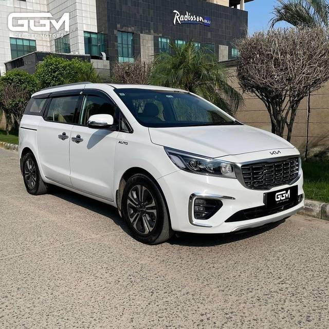 https://images10.gaadi.com/usedcar_image/4121698/original/processed_a24fe8b2a0216a0fc54ca74f7e74a32f.jpg?imwidth=6400