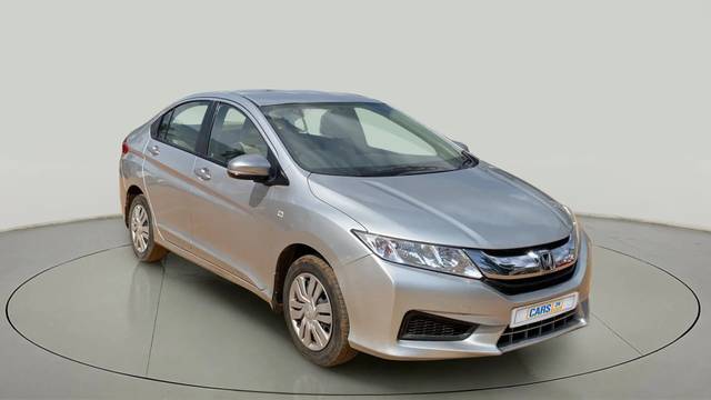 https://images10.gaadi.com/usedcar_image/4121714/original/706d5e6f8b42b5365975a4948ec83f7b.jpg?imwidth=6400