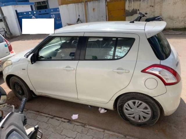 https://images10.gaadi.com/usedcar_image/4121861/original/processed_9a13b752-e3ac-4120-965d-98b4d3302b48.jpg?imwidth=6402