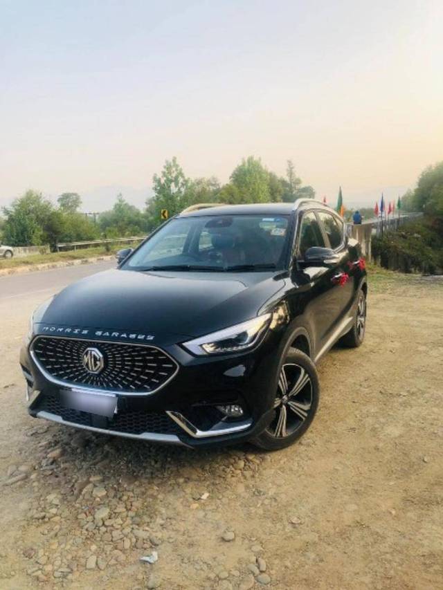 https://images10.gaadi.com/usedcar_image/4121877/original/d5051440ff7610190c133e834ddd1b8f.jpeg?imwidth=6400