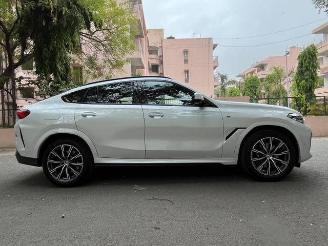 https://images10.gaadi.com/usedcar_image/4122328/original/07338f0bd1f86343f5149b8cf34002f5.jpeg?imwidth=6401