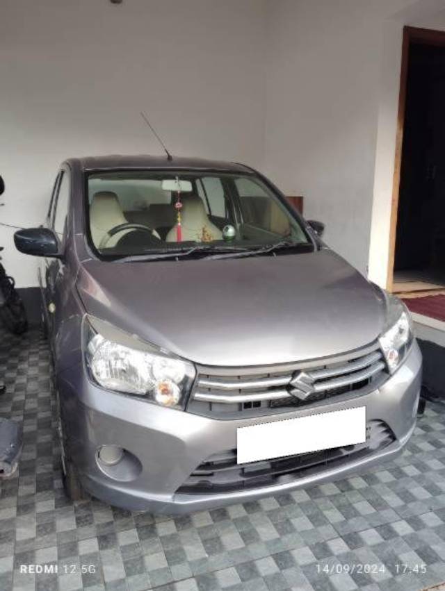 https://images10.gaadi.com/usedcar_image/4122356/original/processed_2ffcc9a5-1ed6-4ea0-ac2e-40f28c58e03f.jpg?imwidth=6400