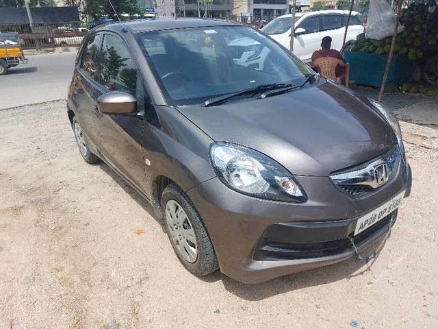 https://images10.gaadi.com/usedcar_image/4122376/original/processed_2432342d-441c-4aee-935b-bfcfe18e84d5.jpg?imwidth=6401