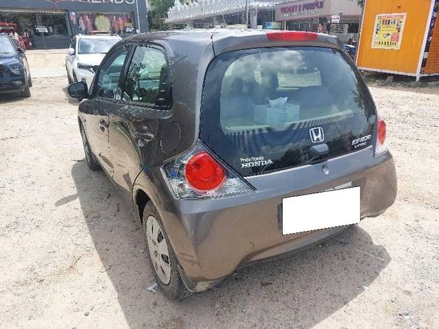 https://images10.gaadi.com/usedcar_image/4122376/original/processed_53cdc5f1-f183-437d-b15f-b27bdbcfc419.jpg?imwidth=6400