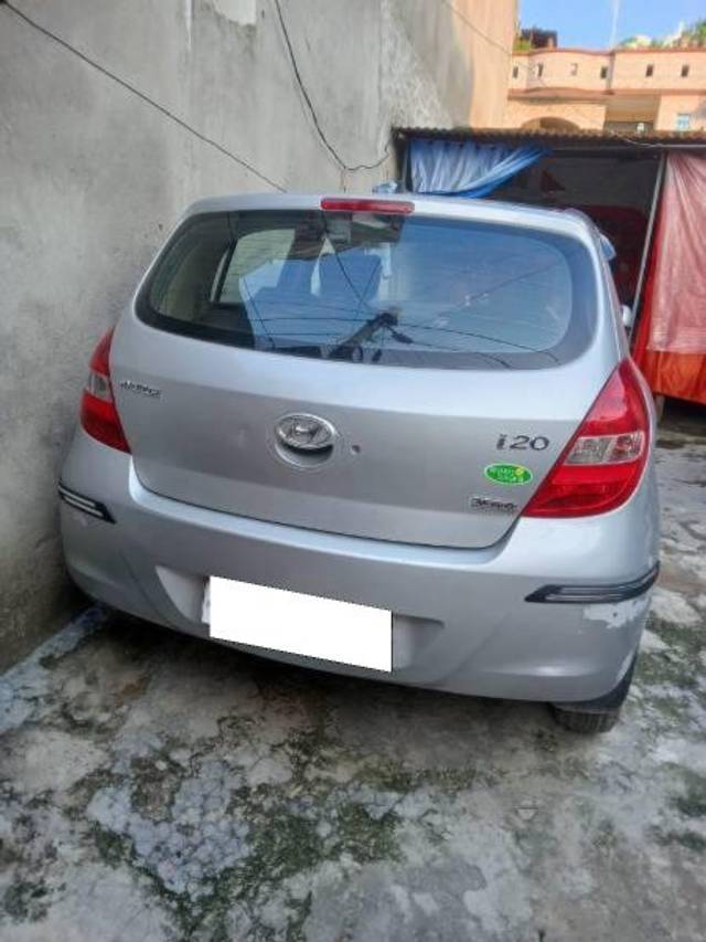 https://images10.gaadi.com/usedcar_image/4122566/original/processed_9c307b2d-abd5-4d7e-ac23-5929375ce9c1.jpg?imwidth=6401