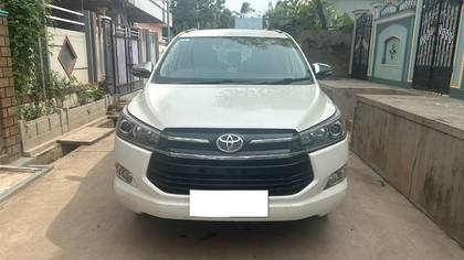 Toyota Innova Crysta 2.4 ZX MT BSIV