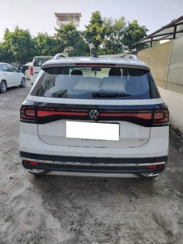 https://images10.gaadi.com/usedcar_image/4122820/original/processed_953ce3bc-32a0-4616-b95b-79b3c07a7e6e.jpg?imwidth=6401