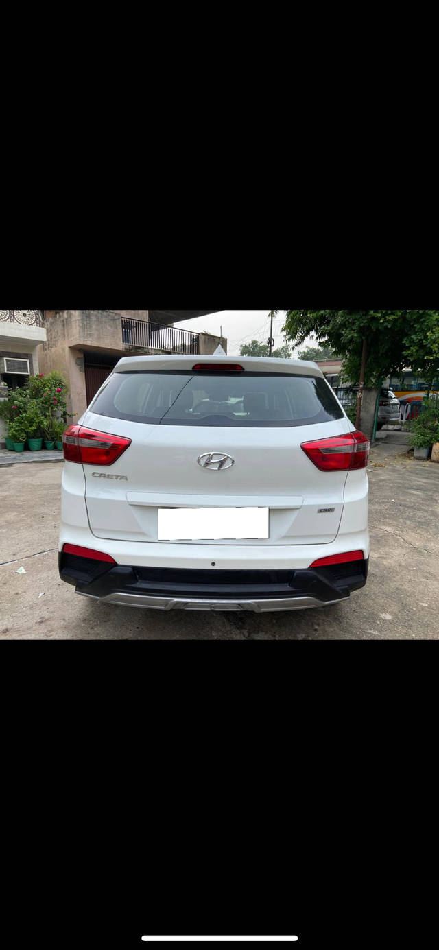 https://images10.gaadi.com/usedcar_image/4122821/original/processed_589f9d889dc236401a1bdab5129195e3.png?imwidth=6401